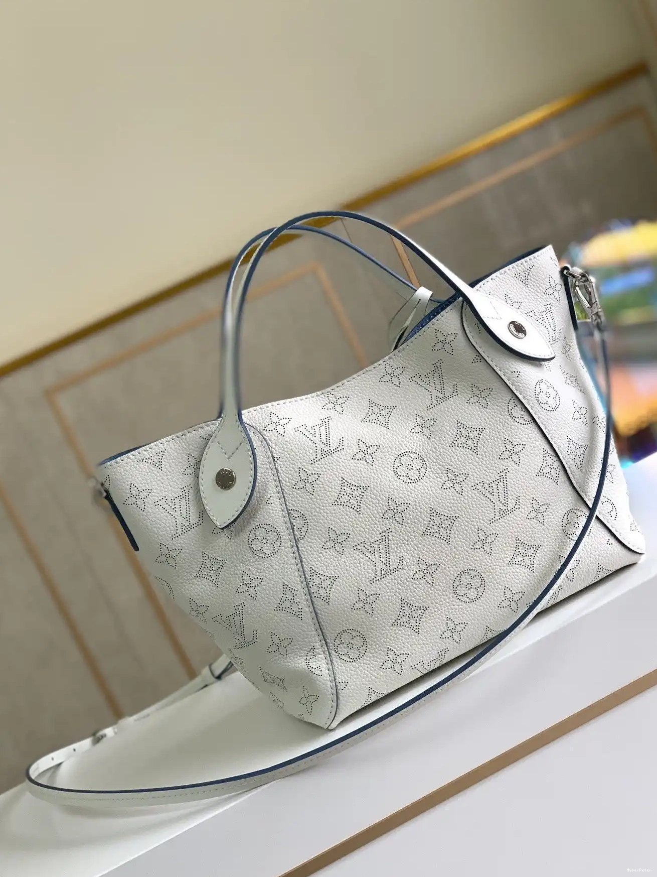 PM HINA LOUIS VUITTON 0703